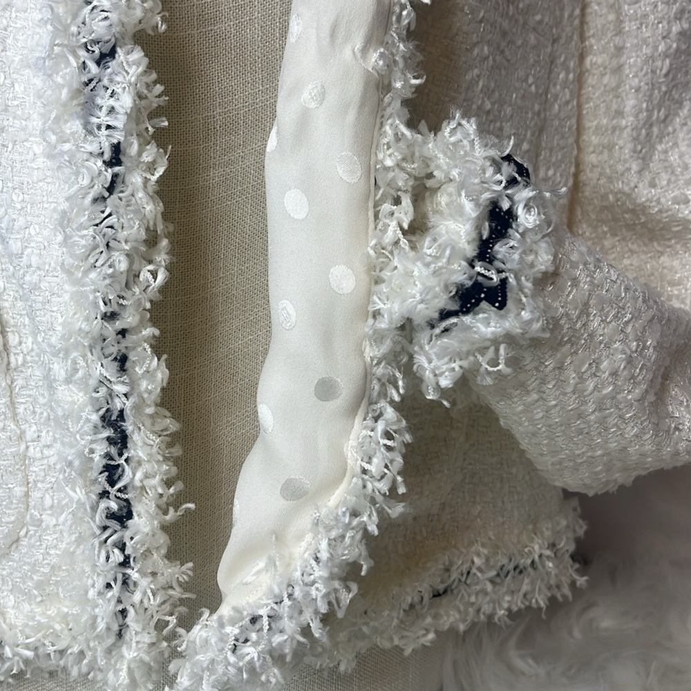 ESCADA VINTAGE COAT WHITE NAVY GROSGRAIN BOW TRIM VINTAGE 2002 WITH TAGS - Picture 13 of 16